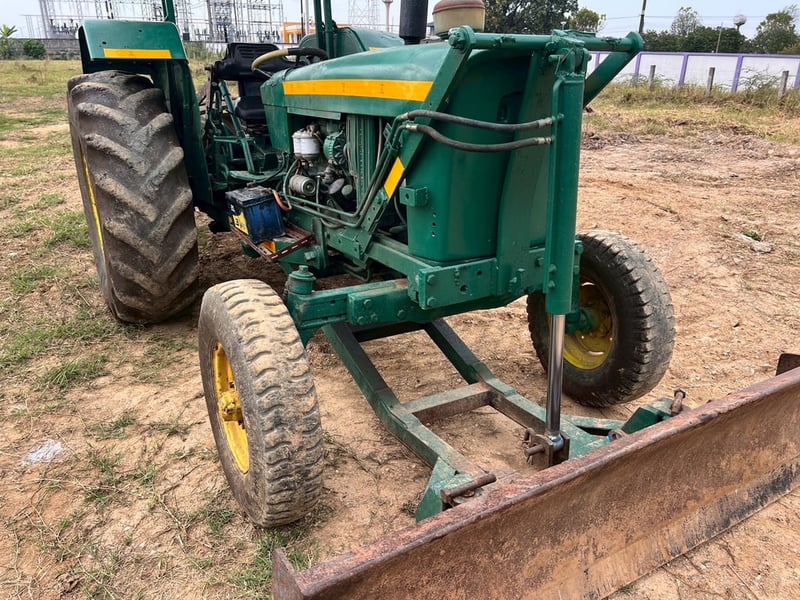 JOHN DEERE พร้อมใช้งาน ราคาถูก JOHN DEERE พร้อมใช้งาน ราคาถูก