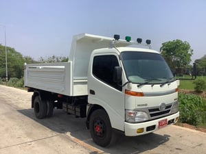 Hino 6 ล้อ(ดั้มพ์สามมิตร) ดูโท้ 136แรง ยูโร2 ปี50