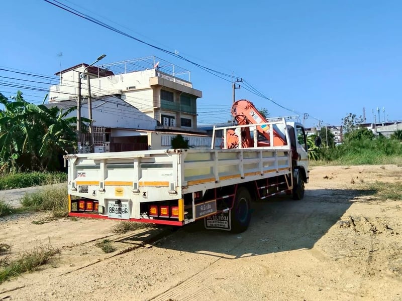 ISUZU NQR 175 ปี 57 เฮี๊ยบ 3 ตัน ยาว 5.50 ม