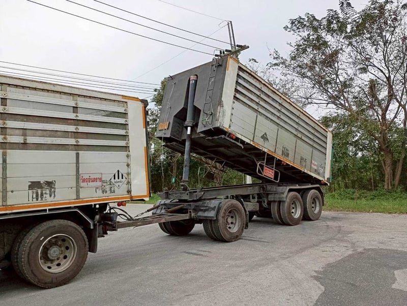 HINO Victor 500 EURO 3 ทะเบียน 71-1211 พ่วง 71-1145