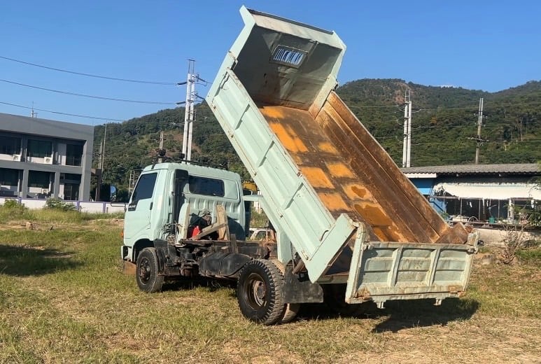 HINO FC-120 รถห้าง เอฟหน้าหลัง  เพาเวอร์  ยางสวย เอกสารเล่มทะเบียน