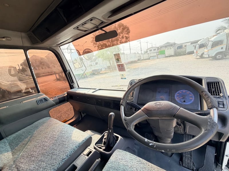 HINO FC4J ปี45 หัวคัชซี เครื่อง JO5C turbo 150แรง  ตัวรถยาว 5.50 เมตร 