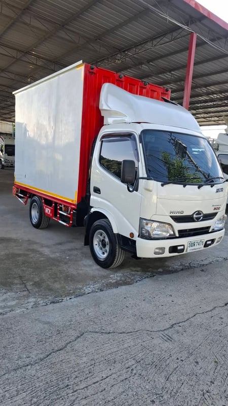 Hino 136แรง ตู้ทึบ ปี 67