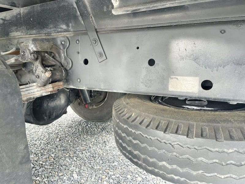 6 ล้อ HINO MEGA FC9J 175 แรงเทอร์โบ คอมมอนเรล ปี 2553 กระบะคอกเหล็กสูง 