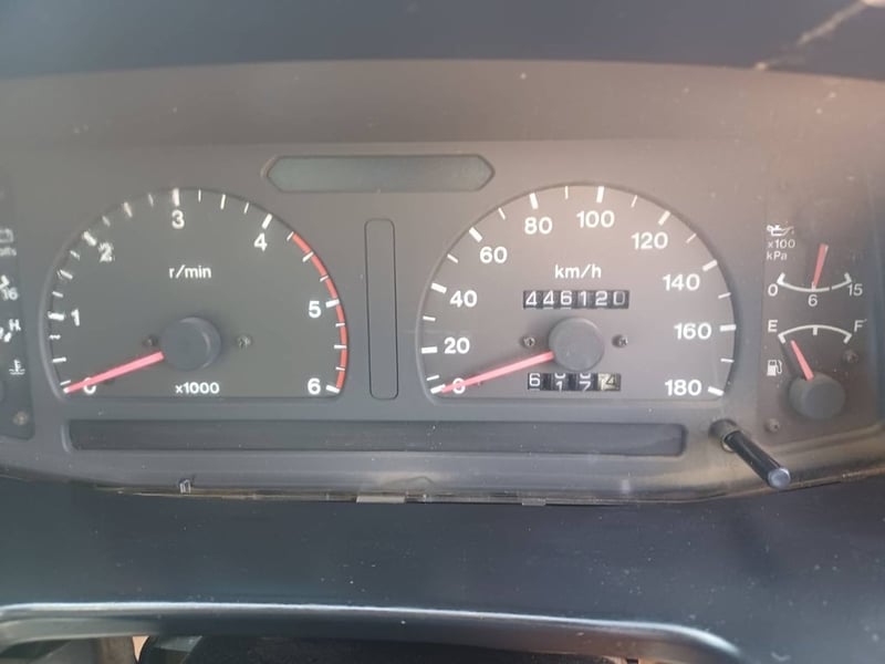 Isuzu Dragon 4 ประตู เครื่อง 2.5 ปี45 