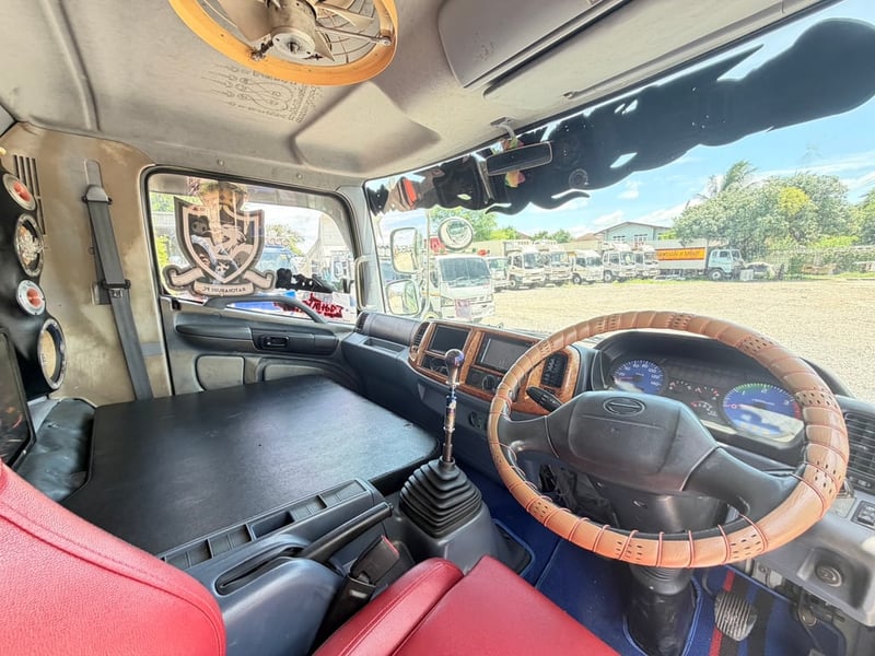 HINO MEGA150 ปี48 กระบะปิเนียม คอกเลส พื้นเลส HINO MEGA150 ปี48 กระบะปิเนียม คอกเลส พื้นเลส