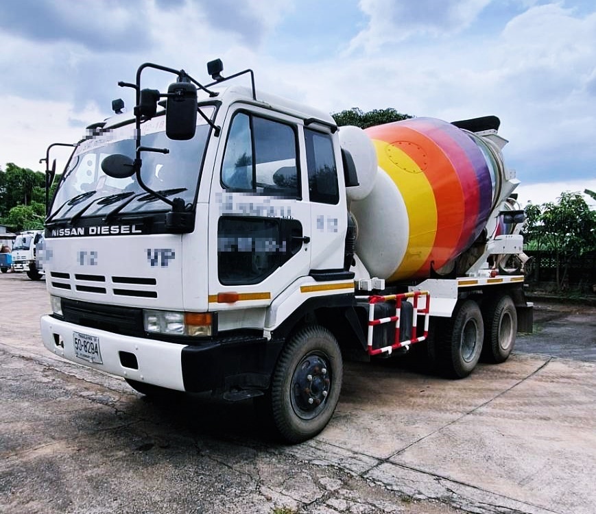 812 NISSAN CD450VN-05032 220แรงม้า รถบรรทุก รถโม่ผสมปูน ปี2013