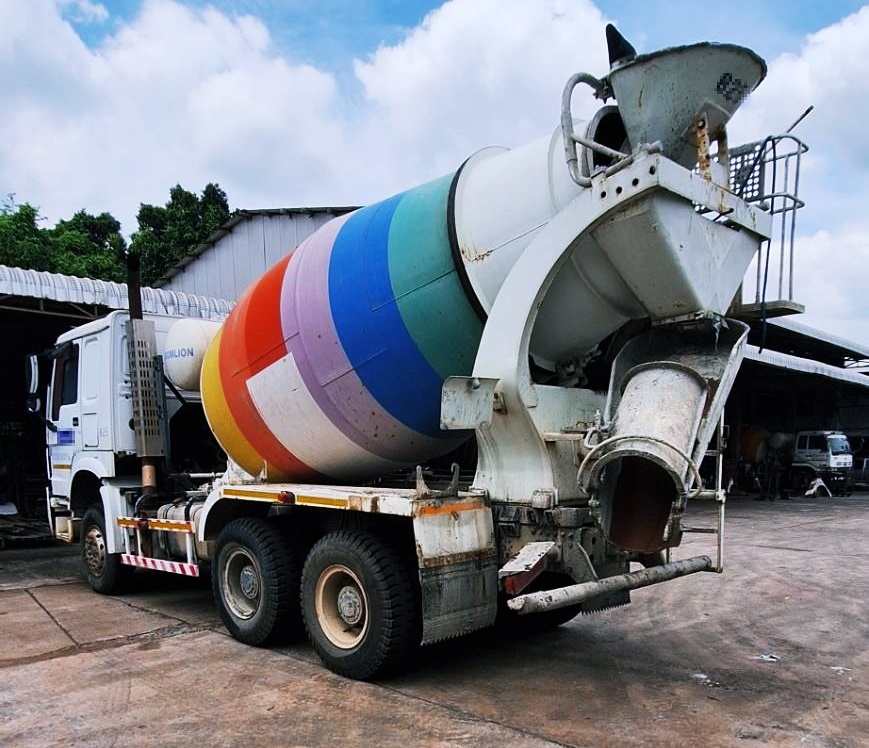 #825 SINOTRUK ZZ1257N3247C 340แรงม้า รถบรรทุก รถโม่ผสมปูน ปี2014 #825 SINOTRUK ZZ1257N3247C 340แรงม้า รถบรรทุก รถโม่ผสมปูน ปี2014
