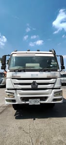 #824 SINOTRUK ST ZZ1257N3247C รถโม่ผสมปูน ปี2014