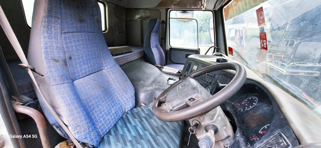#825 SINOTRUK ZZ1257N3247C 340แรงม้า รถบรรทุก รถโม่ผสมปูน ปี2014
