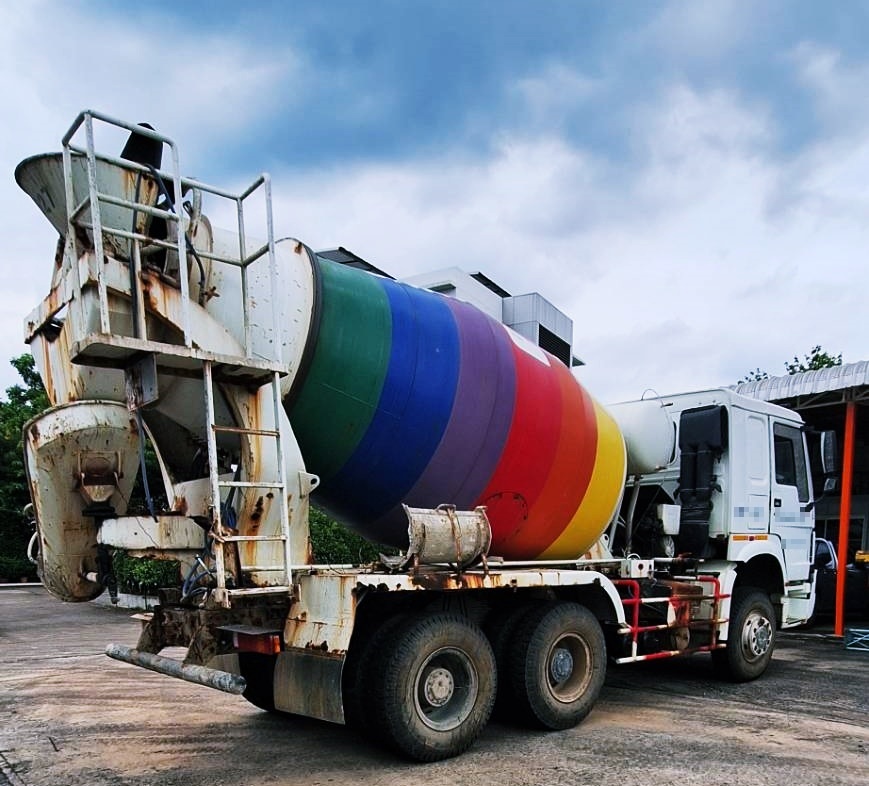 #827 SINOTRUK ZZ1257N3247C 340แรงม้า รถบรรทุก รถโม่ผสมปูน ปี2014
