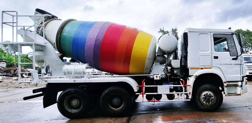 #827 SINOTRUK ZZ1257N3247C 340แรงม้า รถบรรทุก รถโม่ผสมปูน ปี2014