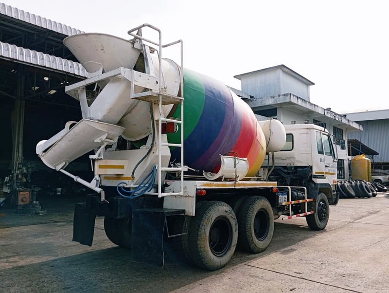 #881 NISSAN CW53H 275แรงม้า รถบรรทุก โม่ผสมปูน ปี2012 #881 NISSAN CW53H 275แรงม้า รถบรรทุก โม่ผสมปูน ปี2012