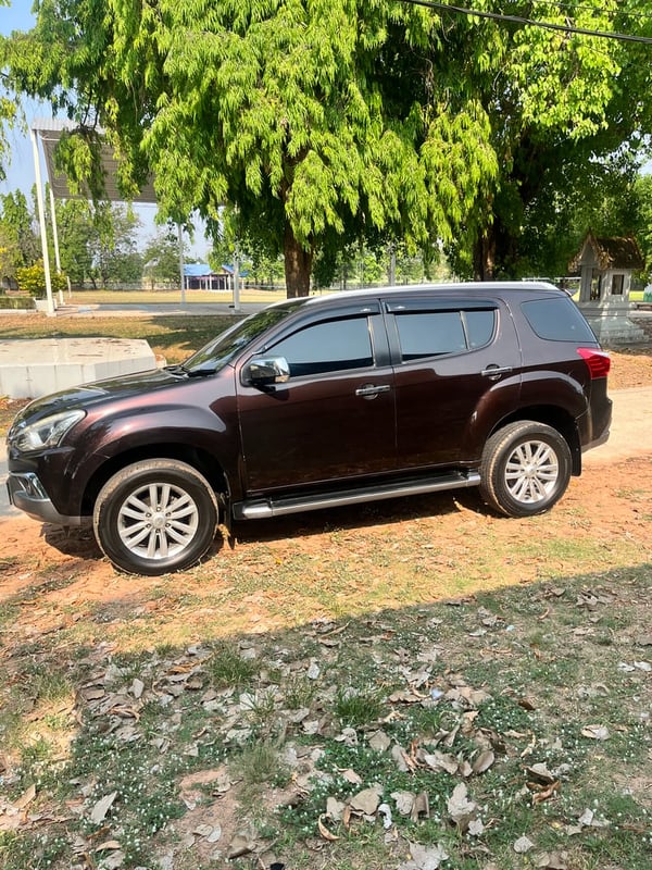 รถครอบครัว รถบ้าน สภาพดี👍คนเกาหลีขับ ดูแลเช้คเครื่องยนต์อะไหล่ตลอด สนใจสอบถามได้ค่ะ สินค้าอยู่ที่โกสุมพิสัย มหาสารคาม