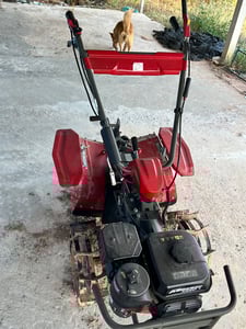 รถไถพรวนดิน 