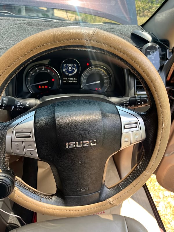 รถครอบครัว รถบ้าน สภาพดี👍คนเกาหลีขับ ดูแลเช้คเครื่องยนต์อะไหล่ตลอด สนใจสอบถามได้ค่ะ สินค้าอยู่ที่โกสุมพิสัย มหาสารคาม