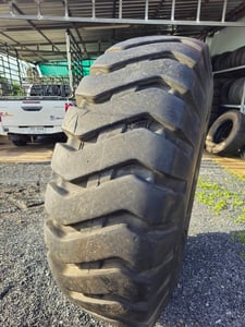 ยางรถเครน