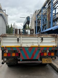 ISUZU FVM 240แรงม้า รถบรรทุก 10ล้อ กระบะเหล็กติดเครน ปี2010