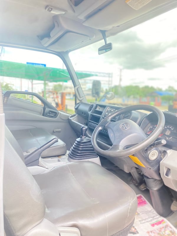 ขาย รถบรรทุกตู้เย็น 6ล้อ ฮีโน่ รุ่นExpert300