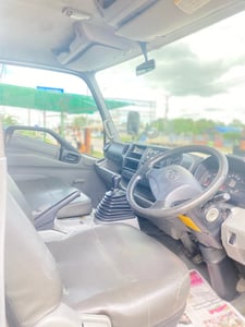 ขาย รถบรรทุกตู้เย็น 6ล้อ ฮีโน่ รุ่นExpert300