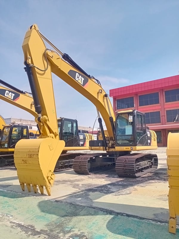 รถขุด CAT 320D2 GC SN.ZBH-101XX มือสอง ตรวจเช็คพร้อมใช้งาน สนใจติดต่อ ปิ่น ศุภสุตา 089-925-7129