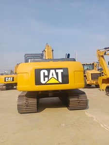 รถขุด CAT 320D2 SN.TDZ-00894 มือสอง พร้อมใช้งาน สนใจติดต่อ ปิ่น ศุภสุตา 089-925-7129