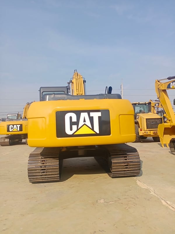 รถขุด CAT 320D2 SN.TDZ-008XX สภาพสวยพร้อมใช้งาน สนใจติดต่อ ปิ่น ศุภสุตา 089-925-7129 รถขุด CAT 320D2 SN.TDZ-008XX สภาพสวยพร้อมใช้งาน สนใจติดต่อ ปิ่น ศุภสุตา 089-925-7129