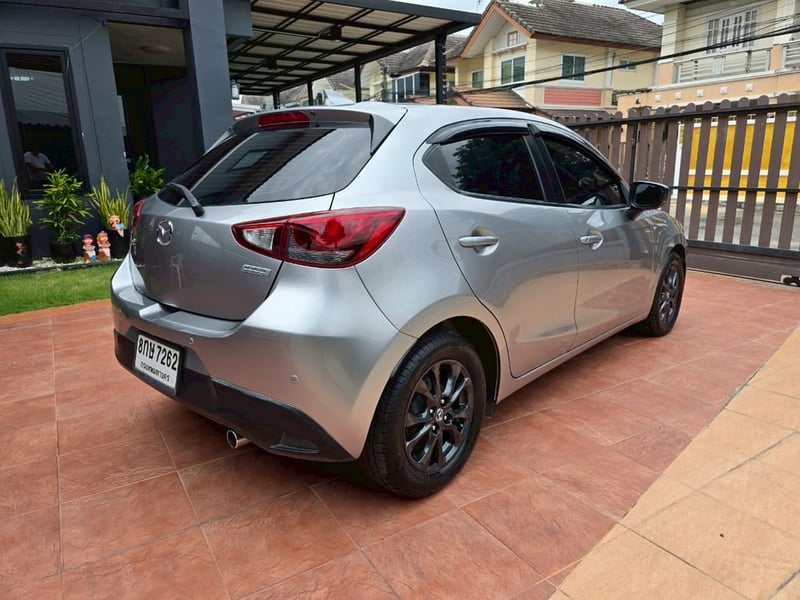 Mazda 2 Skyactiv 1.3 High Connect AT ปี 2019