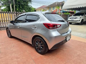Mazda 2 Skyactiv 1.3 High Connect AT ปี 2019