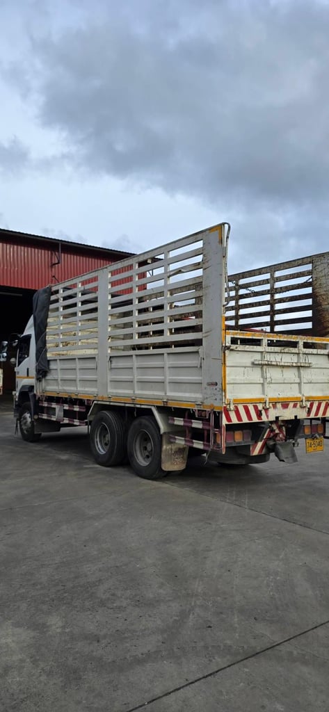ISUZU FVM 240 