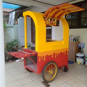 บู๊ตขายเครื่องดื่ม กาแฟ อาหาร ฯลฯ มือสองสภาพเยี่ยม