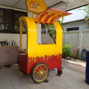 บู๊ตขายเครื่องดื่ม กาแฟ อาหาร ฯลฯ มือสองสภาพเยี่ยม