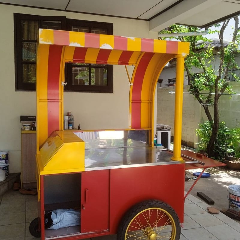 บู๊ตขายเครื่องดื่ม กาแฟ อาหาร ฯลฯ มือสองสภาพเยี่ยม