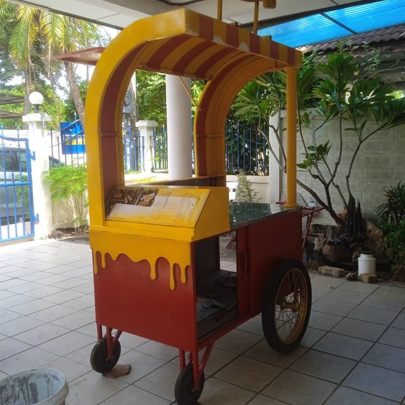 บู๊ตขายเครื่องดื่ม กาแฟ อาหาร ฯลฯ มือสองสภาพเยี่ยม