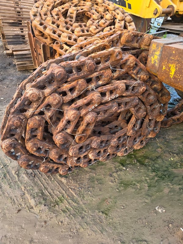 ขายโซ่แม็คโคร cat320 โซ่แม็คโคร kobelco sk200-2 ขายโซ่แม็คโคร cat320 โซ่แม็คโคร kobelco sk200-2