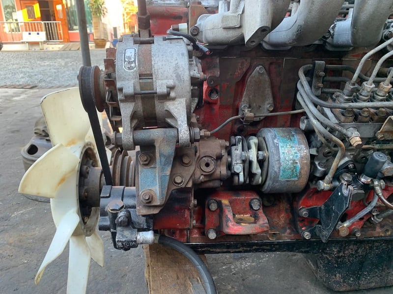 ขายเครื่องHINO EM100 220แรง พร้อมใช้งาน ขายเครื่องHINO EM100 220แรง พร้อมใช้งาน