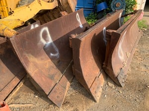 ใบมีด ใบมีด