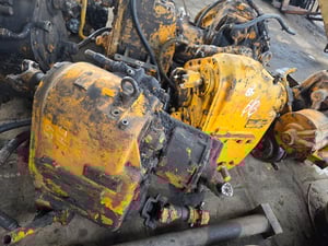 ขายเกียร์รถตักkomatsu jh30  jh63 