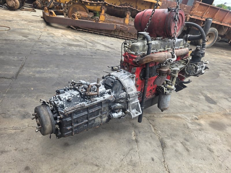 ขายเครื่องhino ho7c พร้อมเกียร์ho 