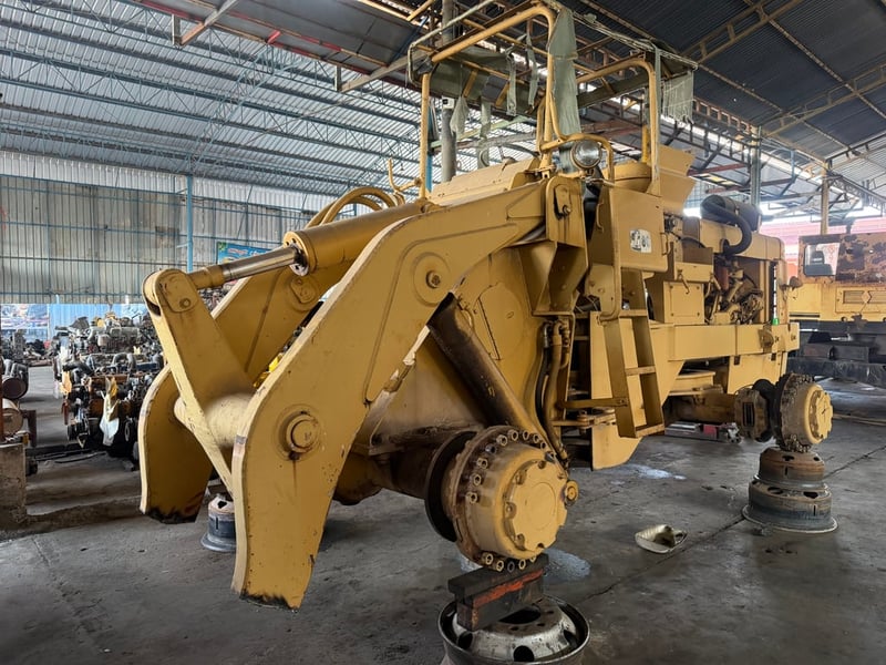 แยกอะไหล่รถตัก