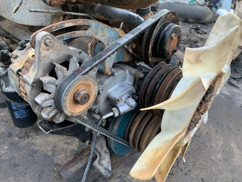 ขายเครื่องนิสสันfd6-t 175แรง สอบถามได้คะ