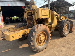 แยกอะไหล่