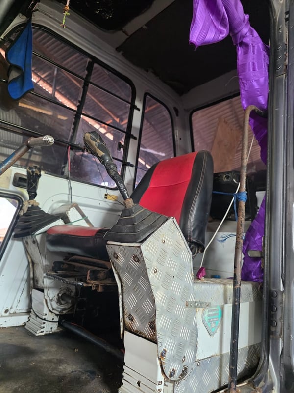 ขายหัวแม็คโครkobelco 200-3 สภาพดี ไม่ผุ