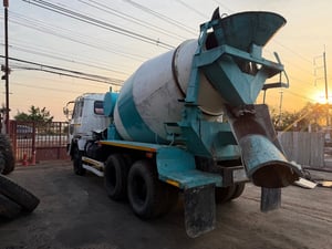 รถโม่ปูน