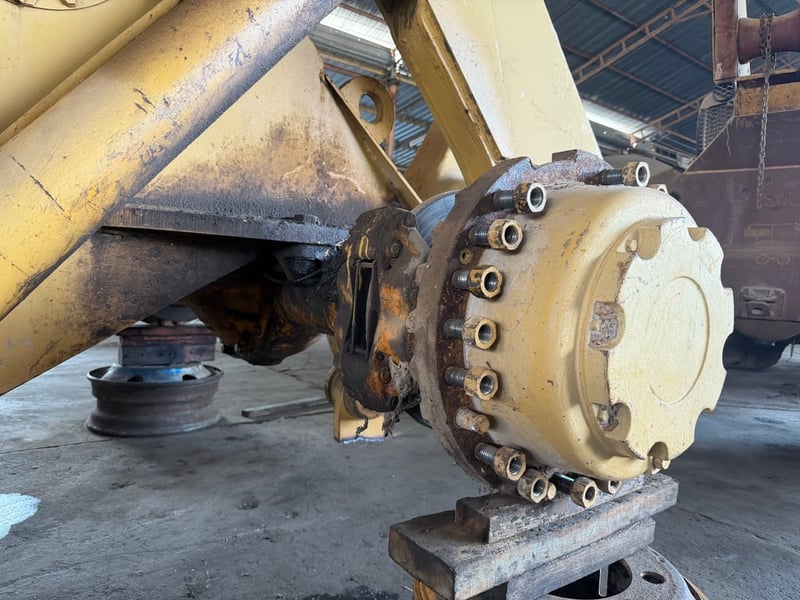 แยกอะไหล่รถตัก