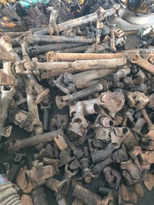 ขายเพลากลาง เพลากำลัง ยอยสิบล้อ ขายเพลากลาง เพลากำลัง ยอยสิบล้อ