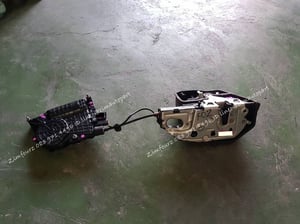 กลอนประตูรถยนต์ bmw series7 730Ld เก่าญี่ปุ่น