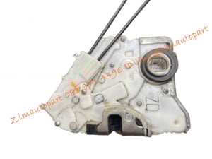 กลอนประตูรถยนต์ toyota PRIUS เก่าญี่ปุ่น 