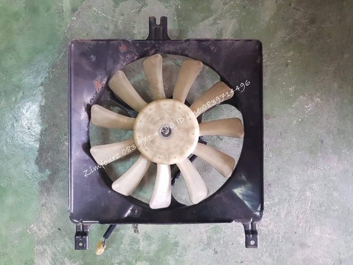 พัดลมหม้อน้ำรถยนต์ mazda เก่าญี่ปุ่น พัดลมหม้อน้ำรถยนต์ mazda เก่าญี่ปุ่น