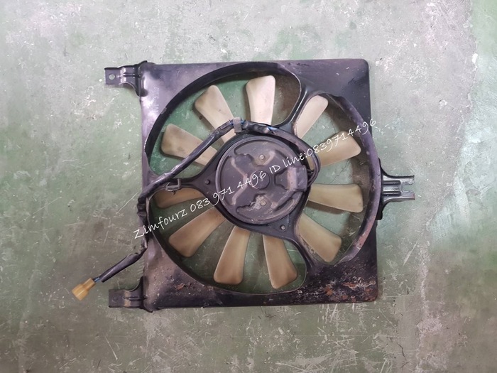 พัดลมหม้อน้ำรถยนต์ mazda เก่าญี่ปุ่น 